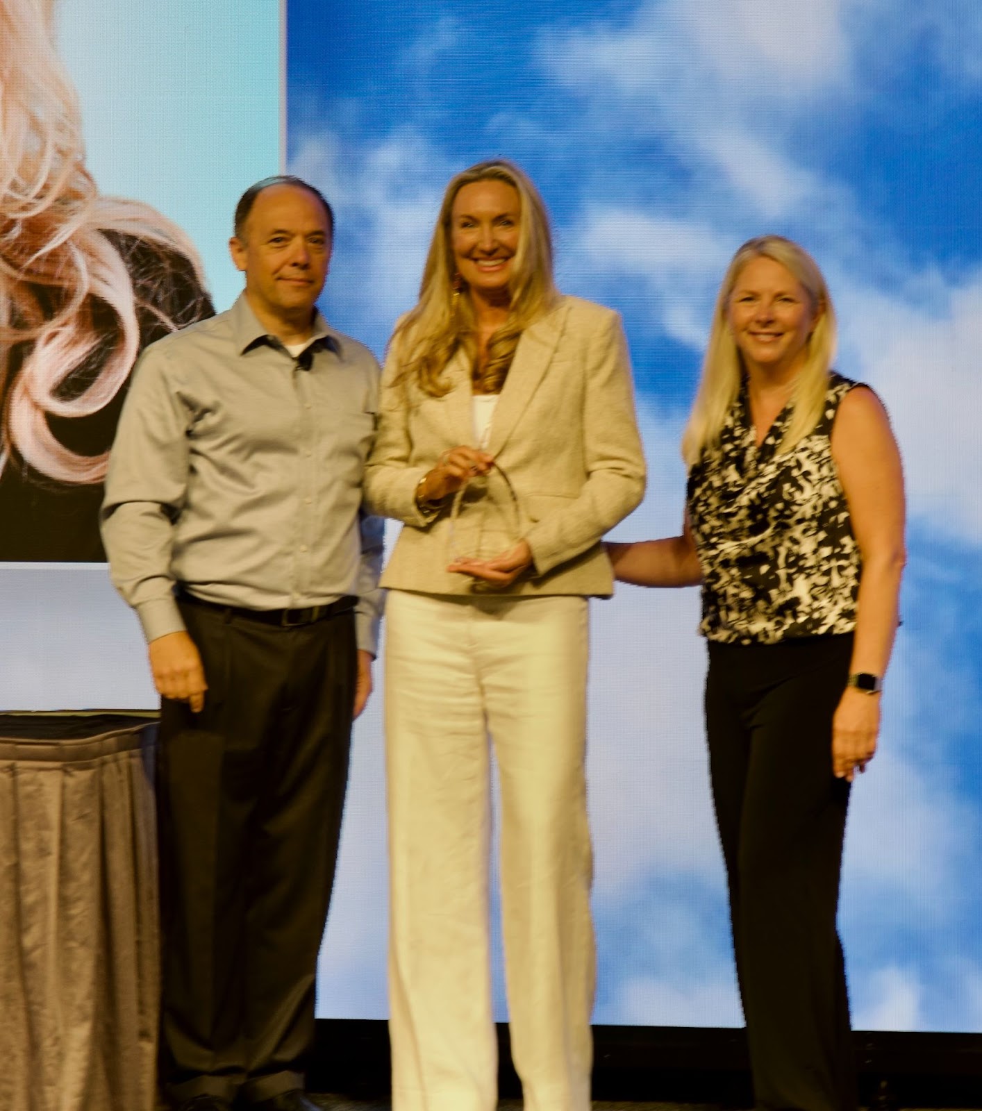 Laura accepting her QBO ProAdvisor award